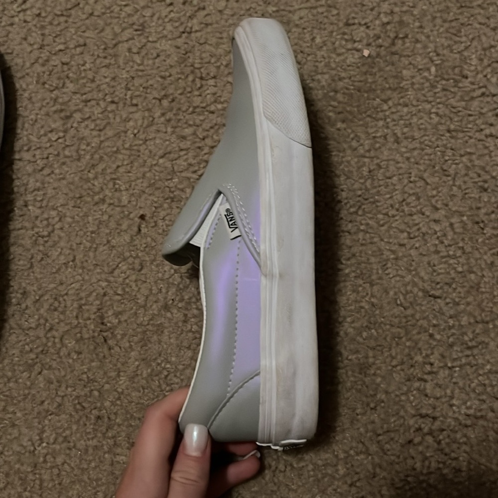 Vans - Picture 4 of 8